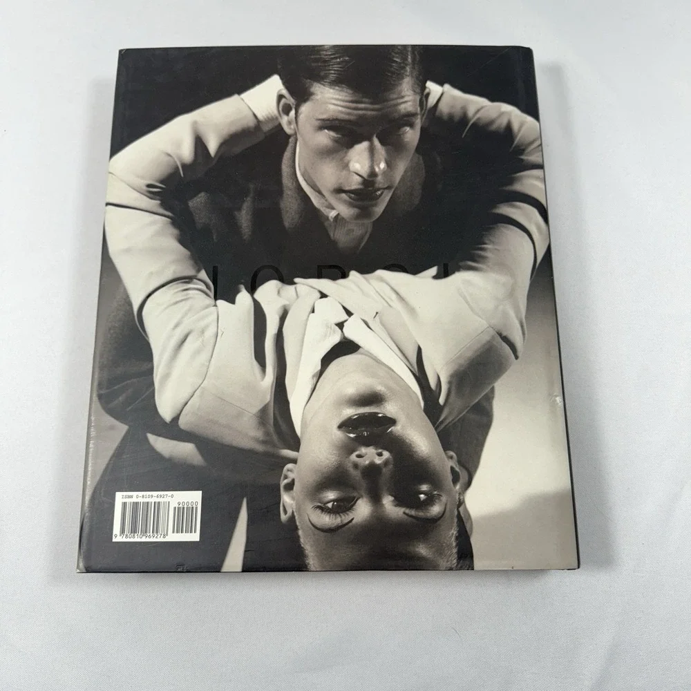 Giorgio‎ Armani Guggenheim Museum Exhibition 2000 Fashion Table Book